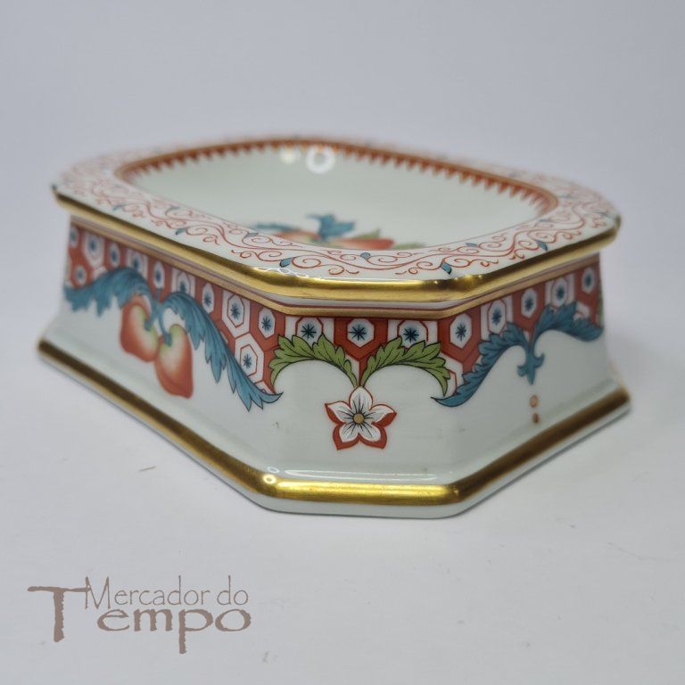 Saleiro em porcelana da Vista Alegre, decoração Maybell