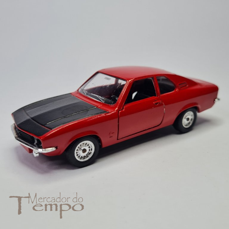 Miniatura 1/43 Solido, Opel Manta 1900 SR