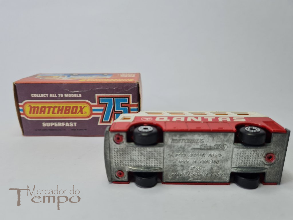 Miniatura Matchbox Airport Coach #65 com caixa original 