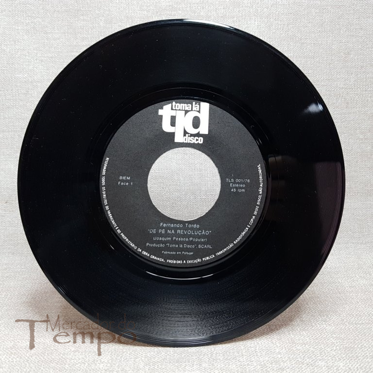 Disco 45 rpm Fernando Tordo - De pé na Revolução TLS 001/76  