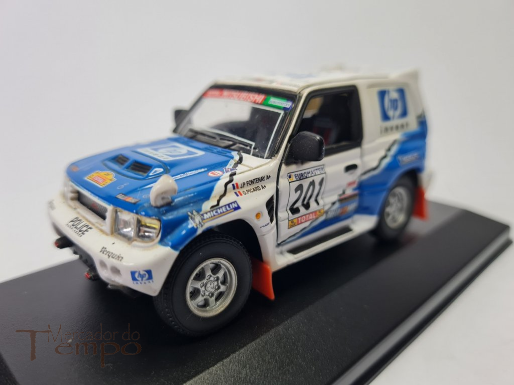 Miniatura 1/43 Schuco Mitsubishi Pajero Rallye Art HP