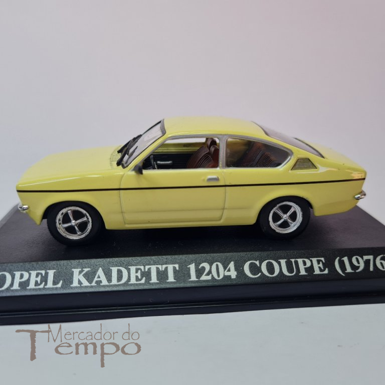 Miniatura Altaya 1/43 Opel Kadett 1204 Coupe 1976