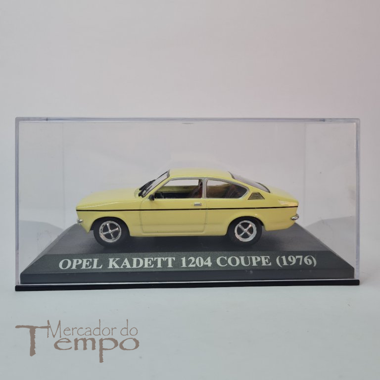 Miniatura Altaya 1/43 Opel Kadett 1204 Coupe 1976