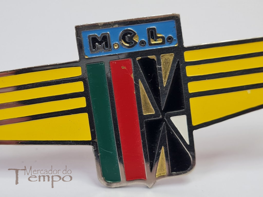 Simbolo esmaltado para grelha de carro Moto Clube de Lisboa