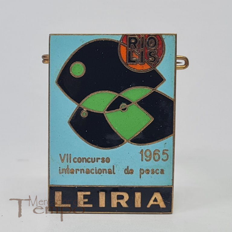 Crachá esmaltado VII Concurso Int. Pesca, Leiria, 1965