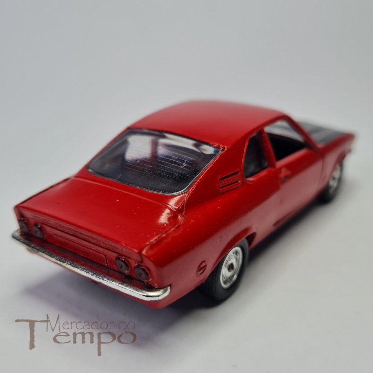 Miniatura 1/43 Solido, Opel Manta 1900 SR