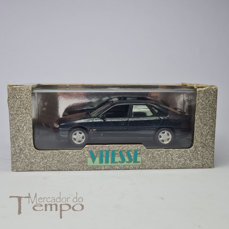 Miniatura 1/43 Vitesse, made in Portugal. Renault Safrane 1993