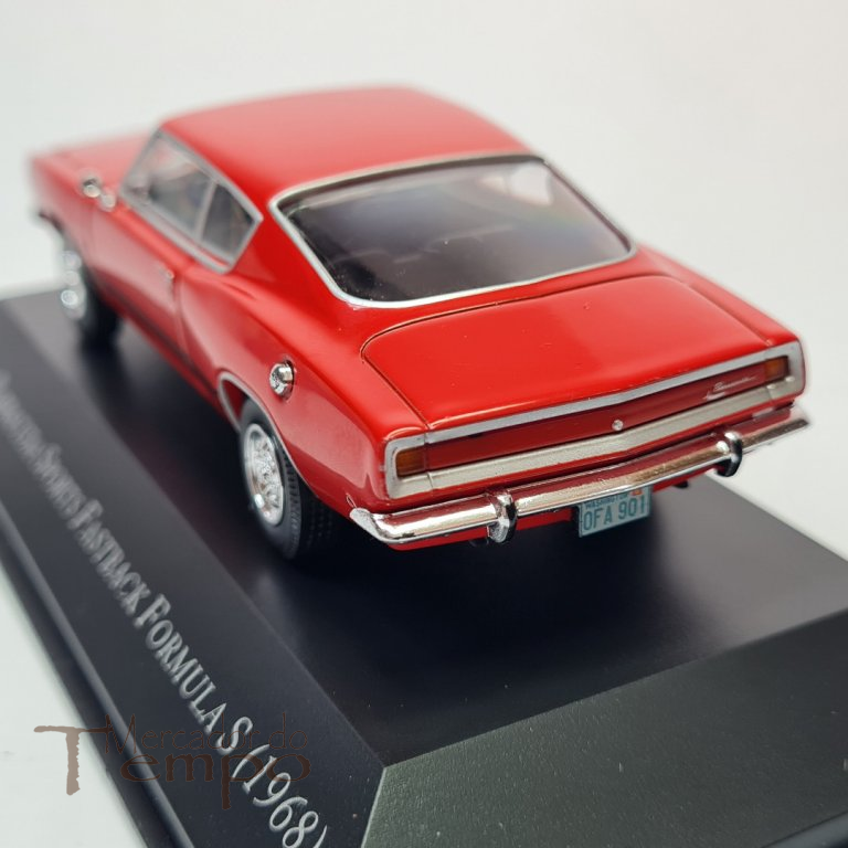 Miniatura 1/43 Muscle Car Plymouth Barracuda Fastback S 1968