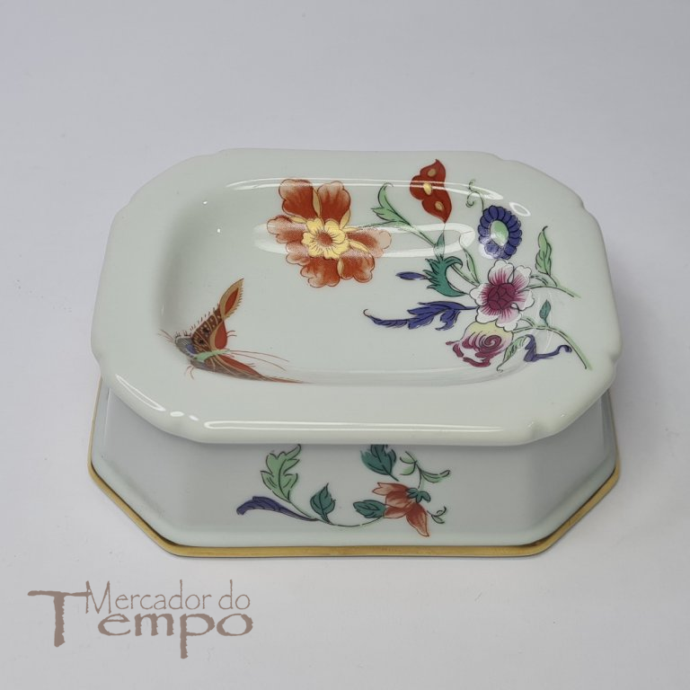 Saleiro em porcelana da Vista Alegre, decoração Samatra