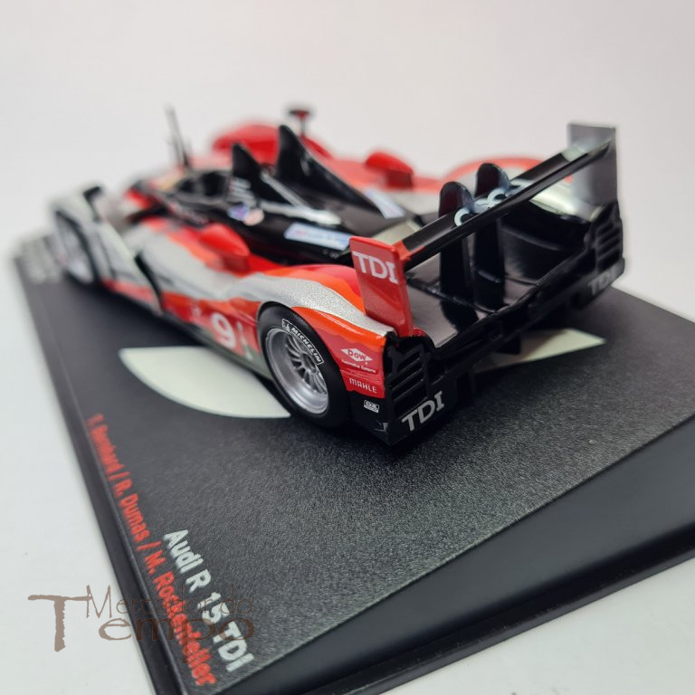 Miniatura 1/43 24 Horas Le Mans Audi R15 TDI 2010 #9